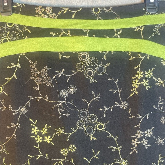 Etcetera A-Line Wool Blend Skirt Womens Sz 10Black/Green Floral Embroidered Felt - Picture 2 of 7